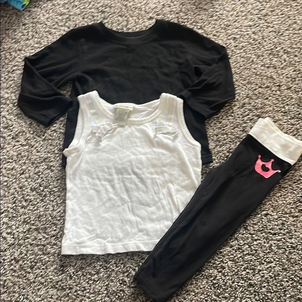 Garanimals Bundle of 3 Black Long Sleeve and White Tank Top & Black Leggings
